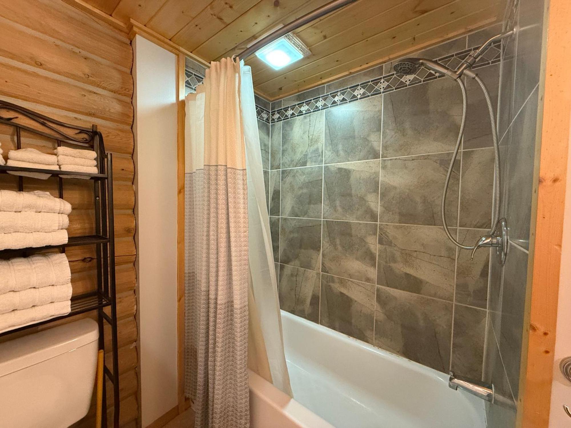 Talkeetna Log Cabin With Hot Tub Unit 1 Luaran gambar